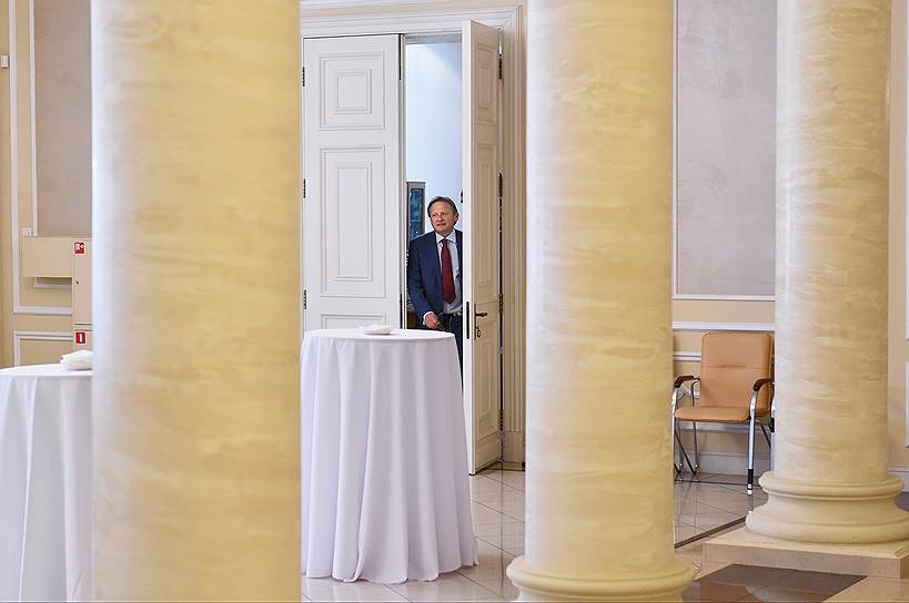 Борис Титов самовстроился в процесс